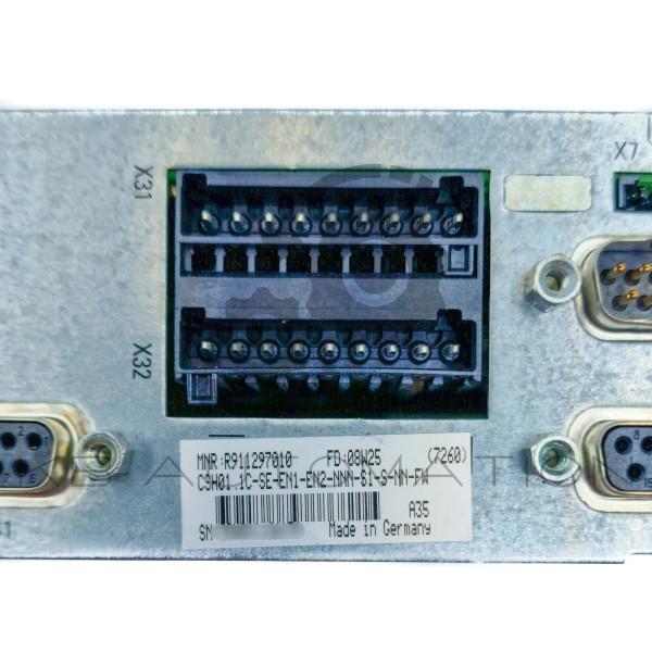 R911297010-photo