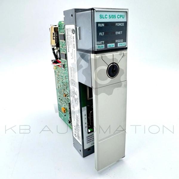 1747-L551-photo