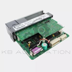 1747-L551-photo