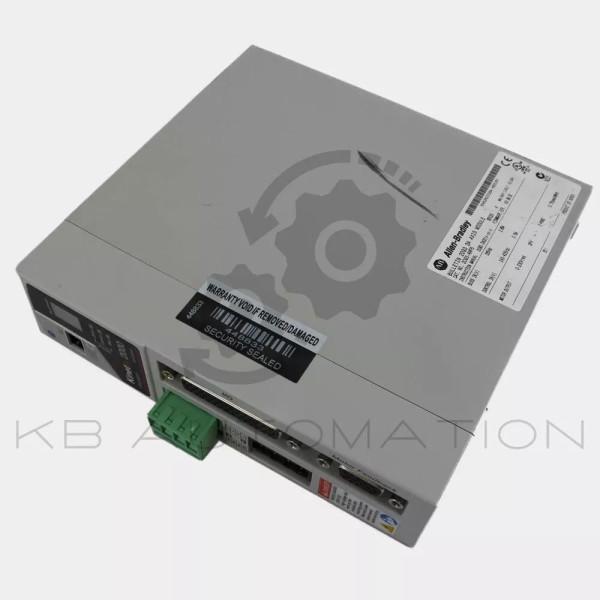 2093-AMP5-photo