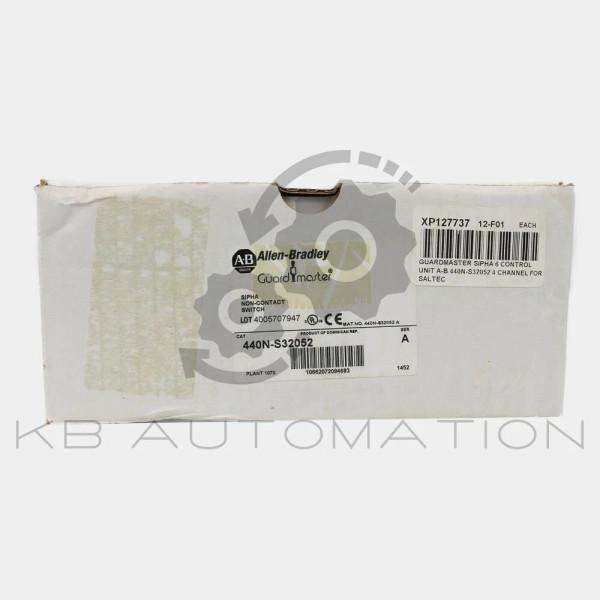 440N-S32052-photo